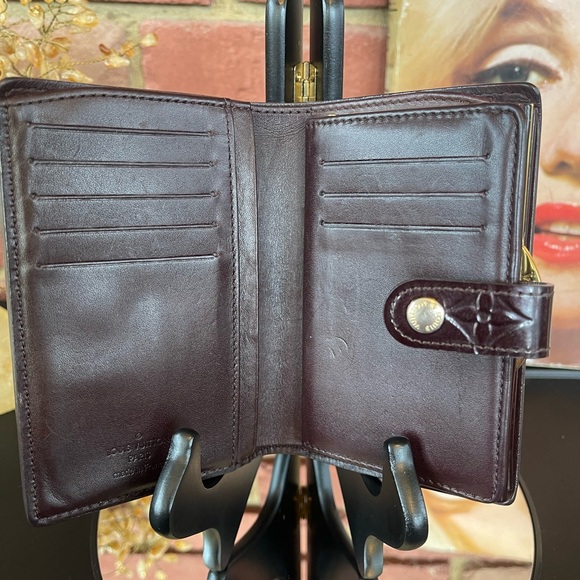 🔥Authentic 🔥Louis 🔥Vuitton 🔥Violette Monogram Vernis French Purse Wallet🔥 - Picture 6 of 11